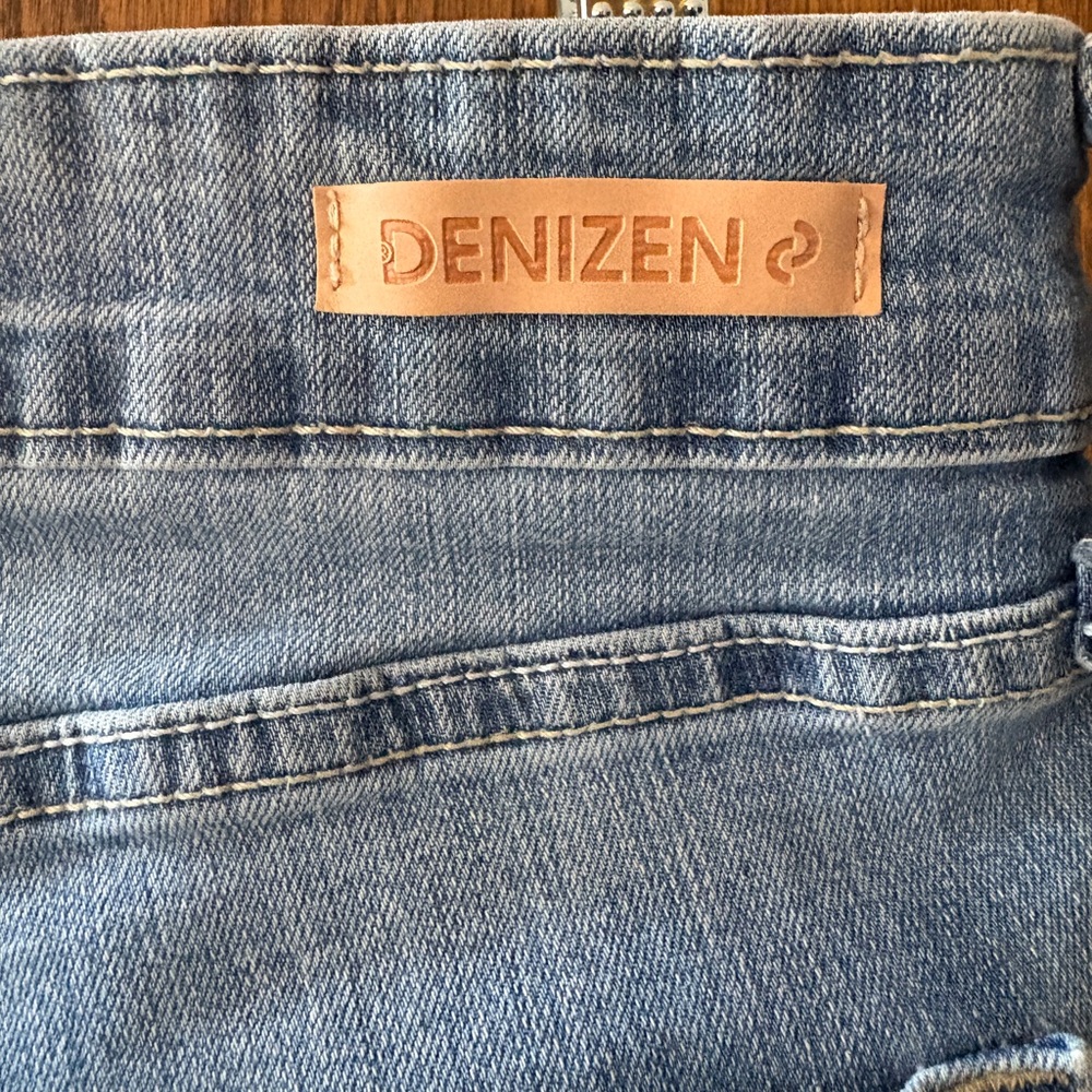 Denizen from Levi Blue Women's Jeans - Picture 3 of 7